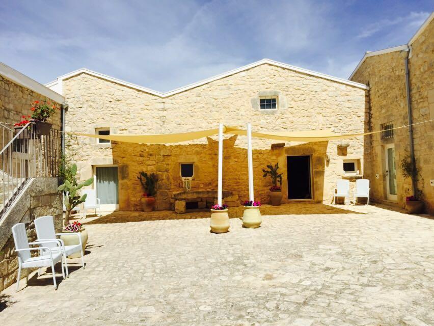 Valata Minusa Country Resort Cannizzara Bagian luar foto