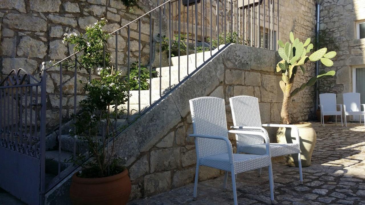 Valata Minusa Country Resort Cannizzara Bagian luar foto